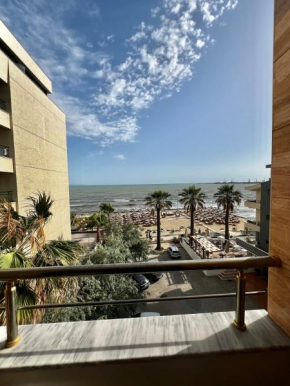 Beachfront Sea View Cozy Apartment 402